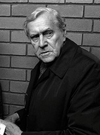 австралийский писатель Патрик Уайт